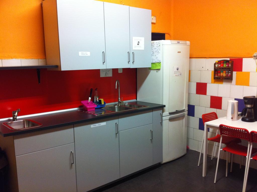 Hostel Hemingway Pamplona Exteriör bild