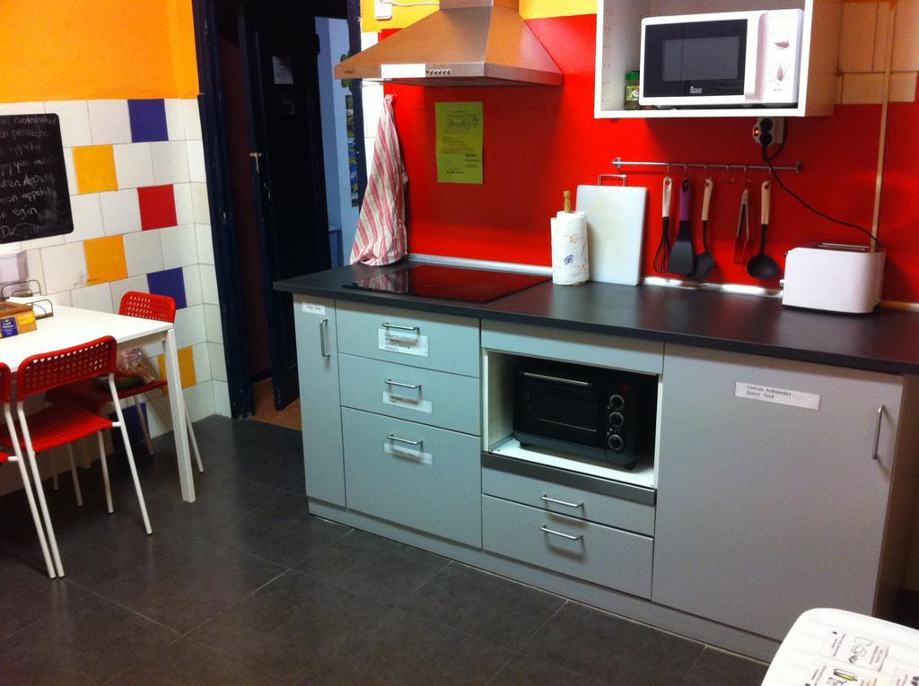 Hostel Hemingway Pamplona Exteriör bild