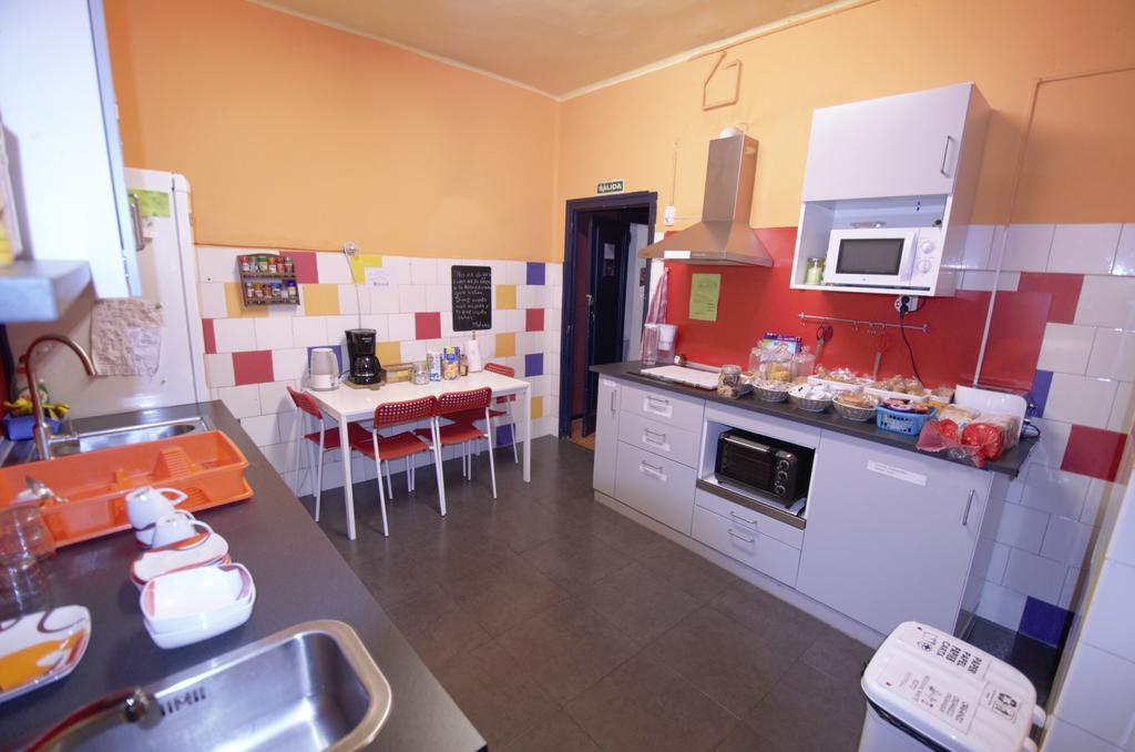 Hostel Hemingway Pamplona Exteriör bild