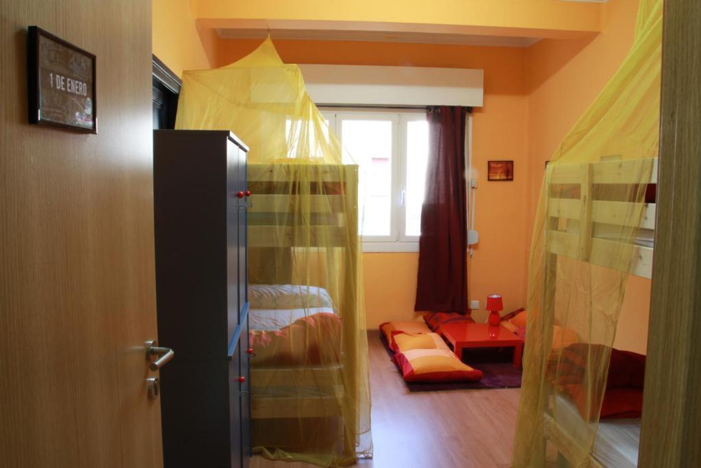 Hostel Hemingway Pamplona Rum bild