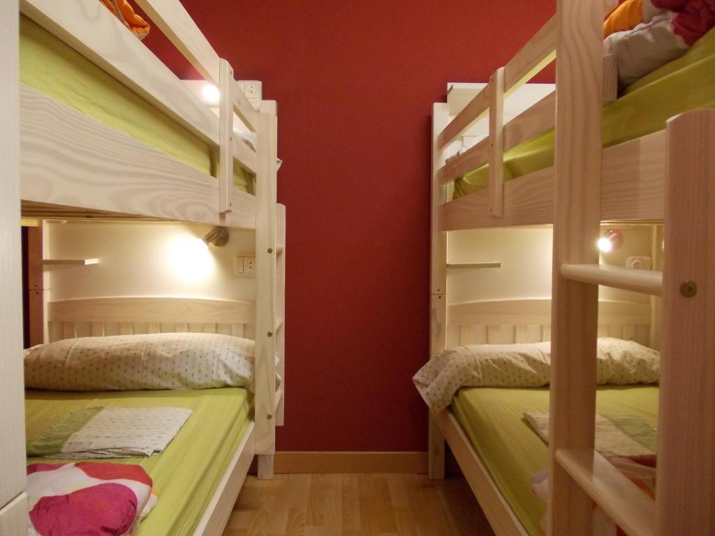 Hostel Hemingway Pamplona Rum bild