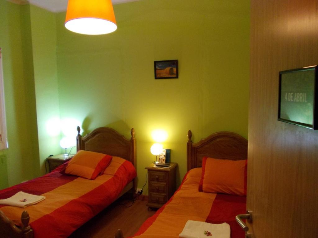 Hostel Hemingway Pamplona Rum bild